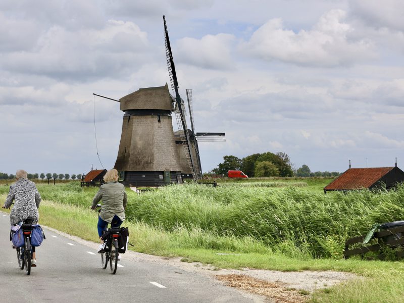 Fietsvakanties langs molens in Nederland