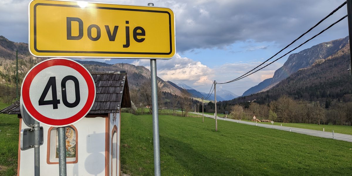 Het dorpje Dovje in Slovenië