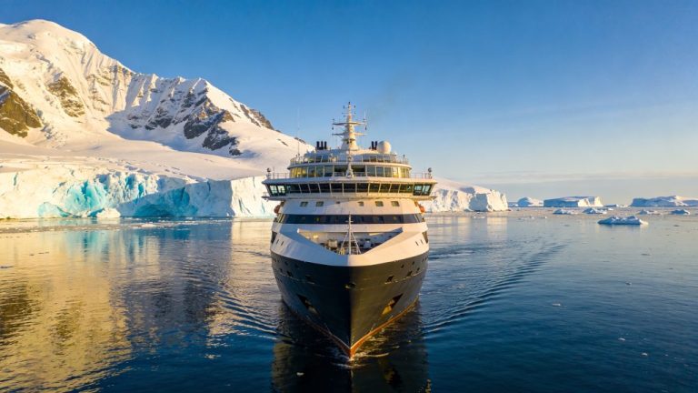 Beste Seizoen voor een Antarctica Expeditiecruise